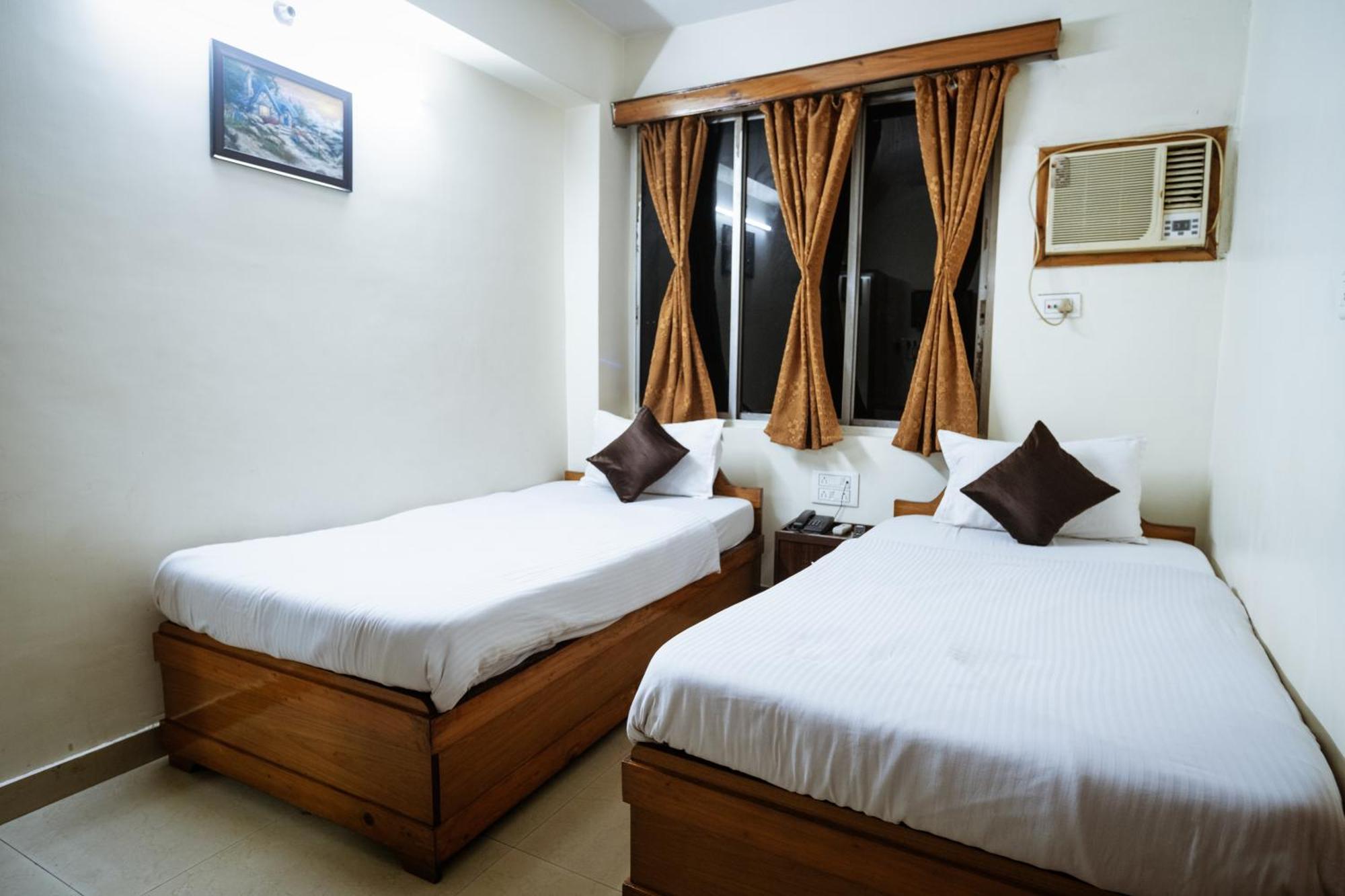 Hotel Ta-Tin Durgāpur Exterior photo