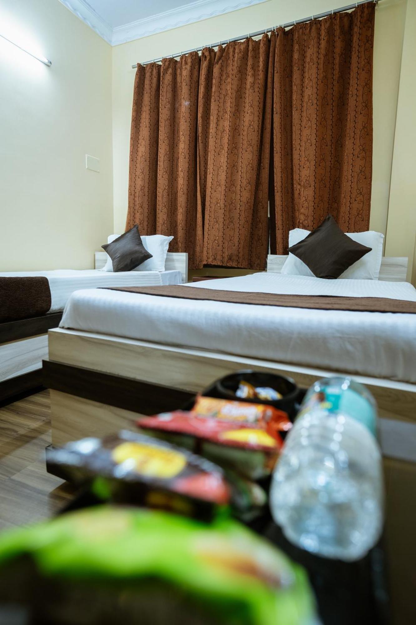 Hotel Ta-Tin Durgāpur Exterior photo