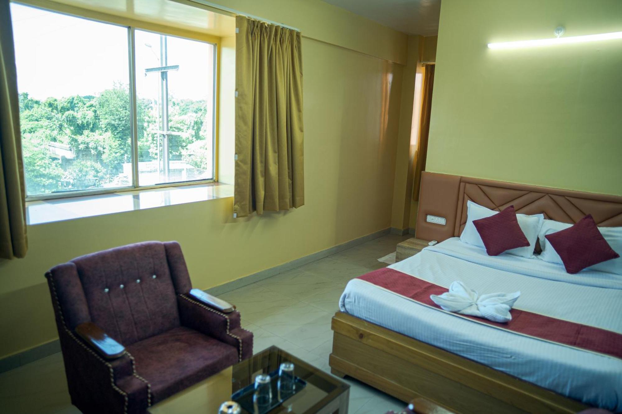 Hotel Ta-Tin Durgāpur Exterior photo