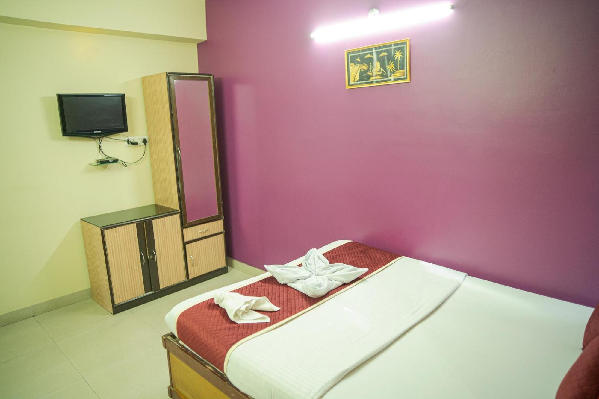 Hotel Ta-Tin Durgāpur Exterior photo